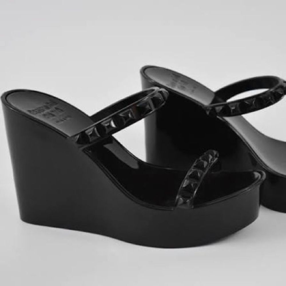 Carmen Sol Torino Wedge - Picture 2 of 3